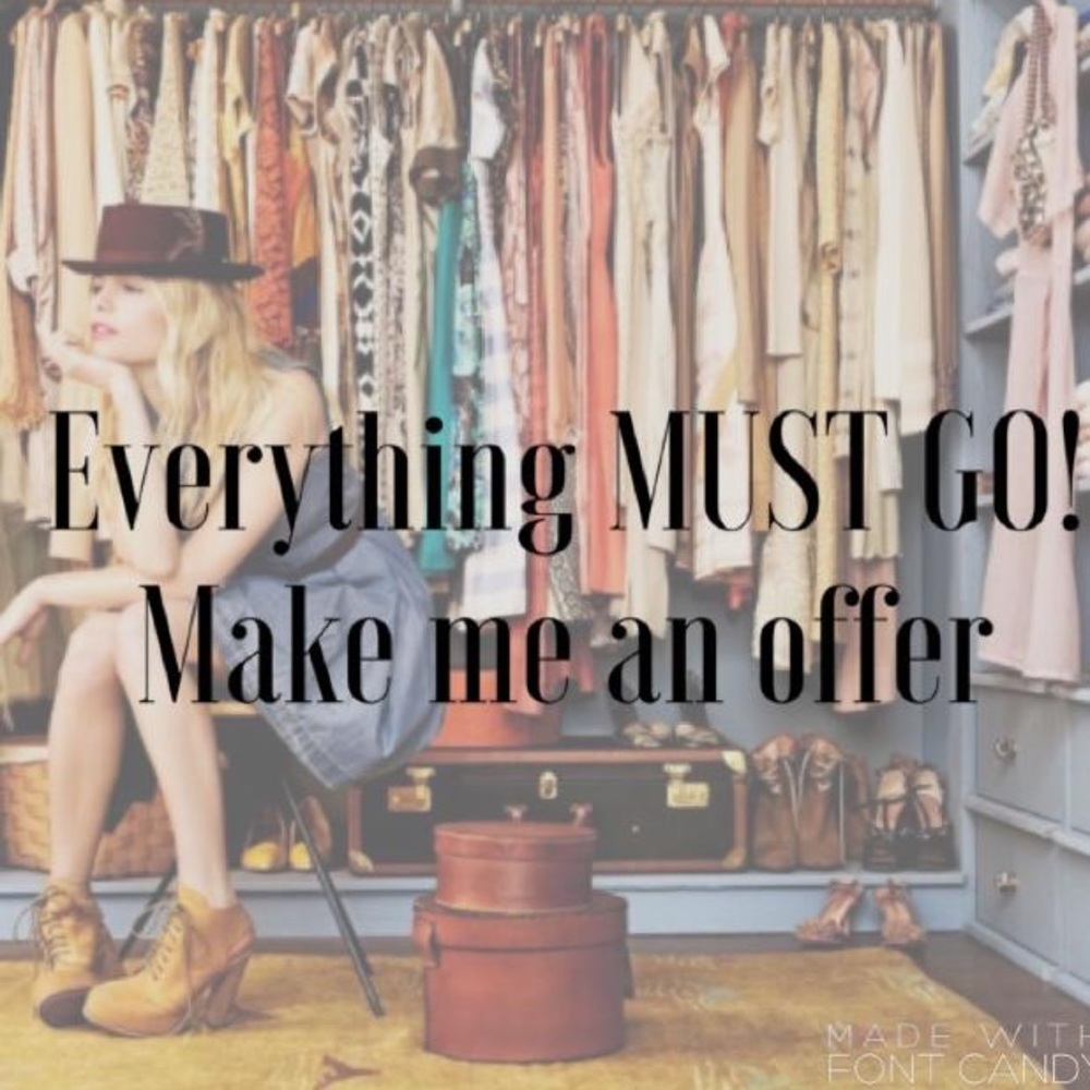 Everything MUST Go!! Happy 2025✨✨✨
Make me an offer!